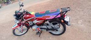 TVS HLX 125 2025 Red