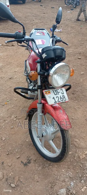 TVS HLX 125 2024 Red
