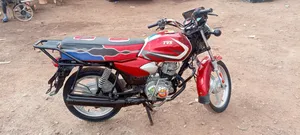 TVS HLX 125 2025 Red
