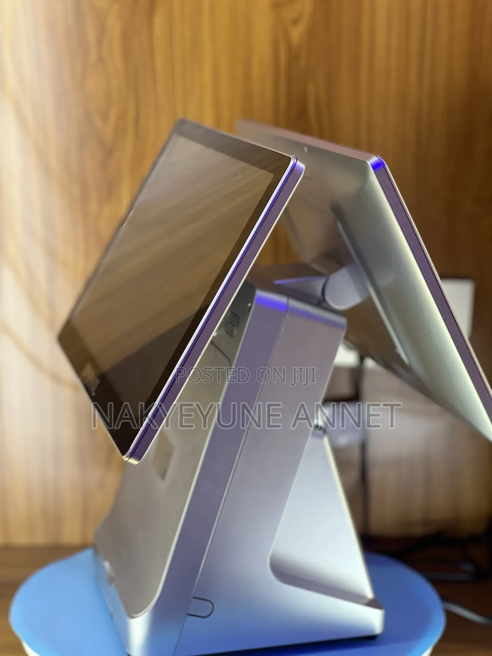Double Touch Pos Machine With an Inbuilt Printer