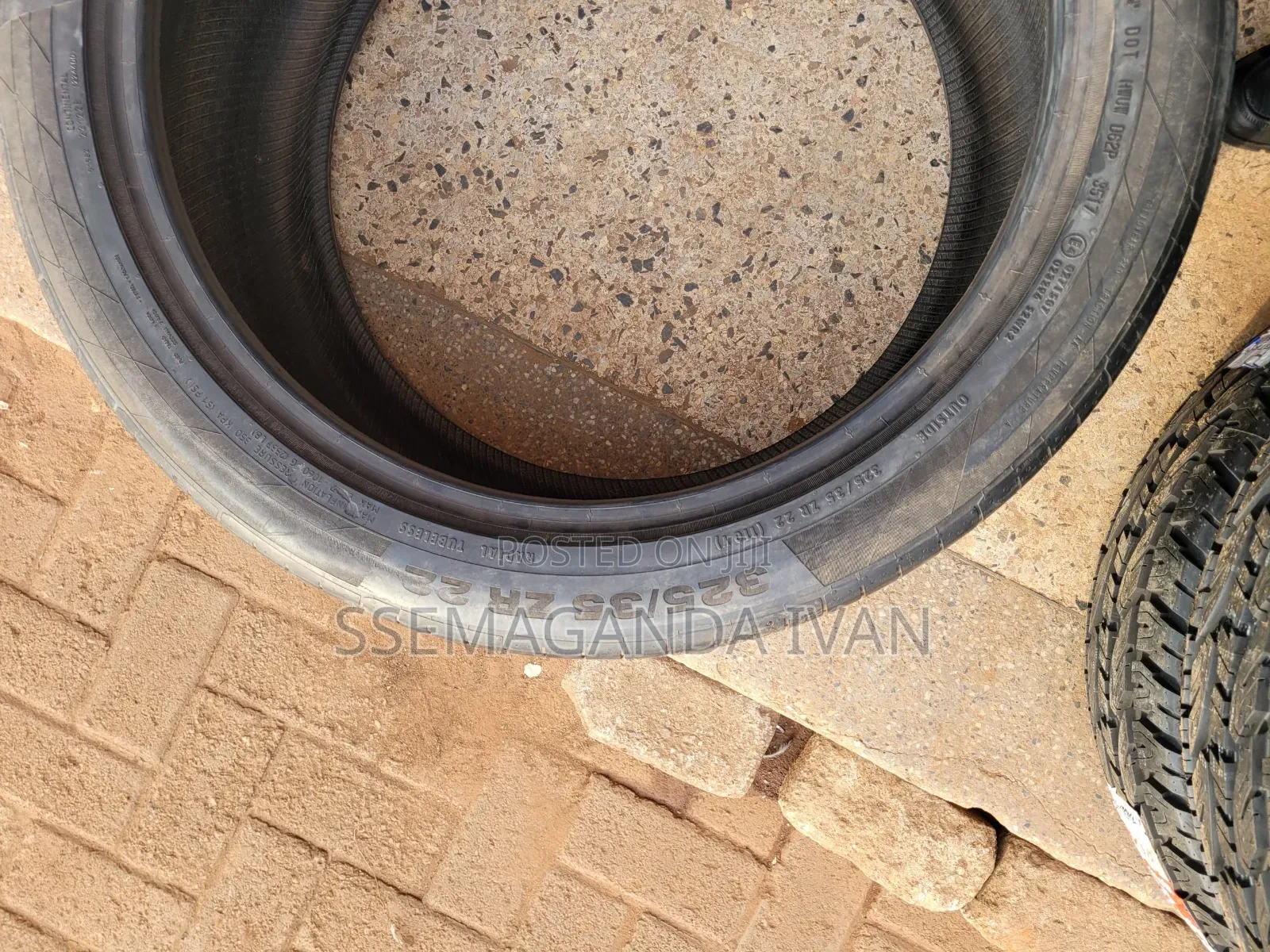 325/35r22 Foreign Used Continental Tires