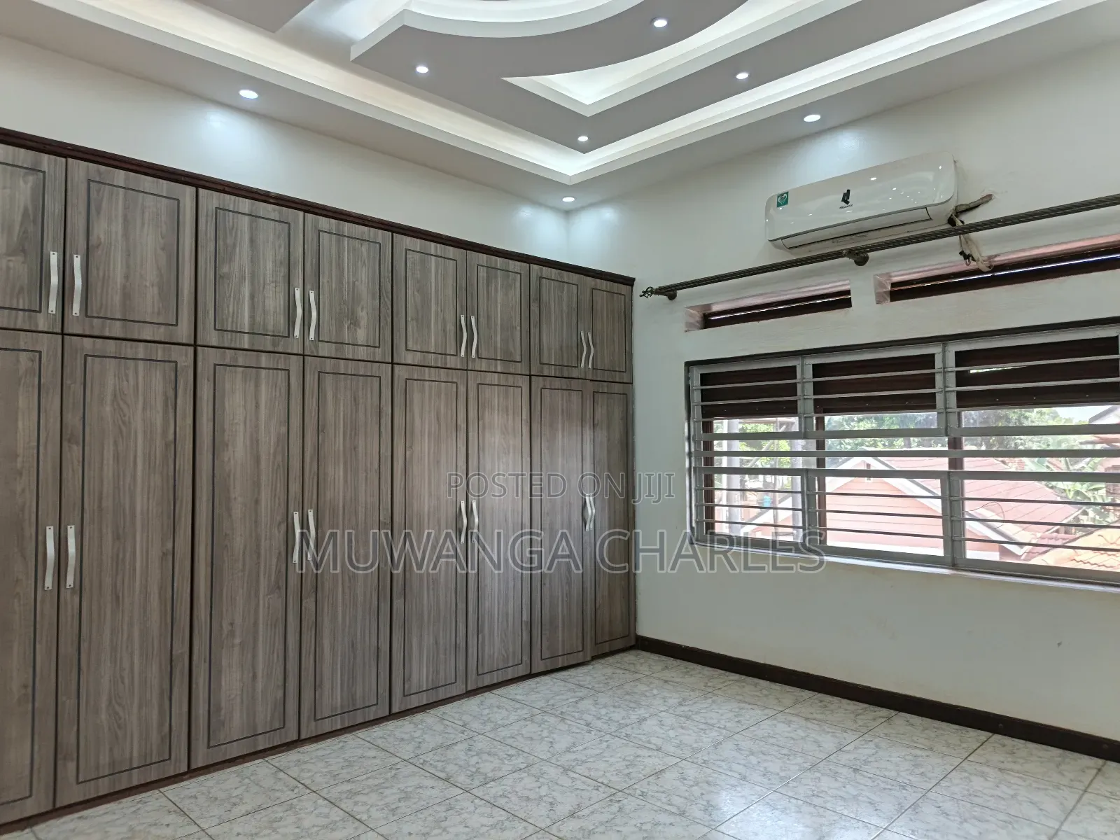 6bdrm Duplex in Fs Properties Ltd, Central Division for rent