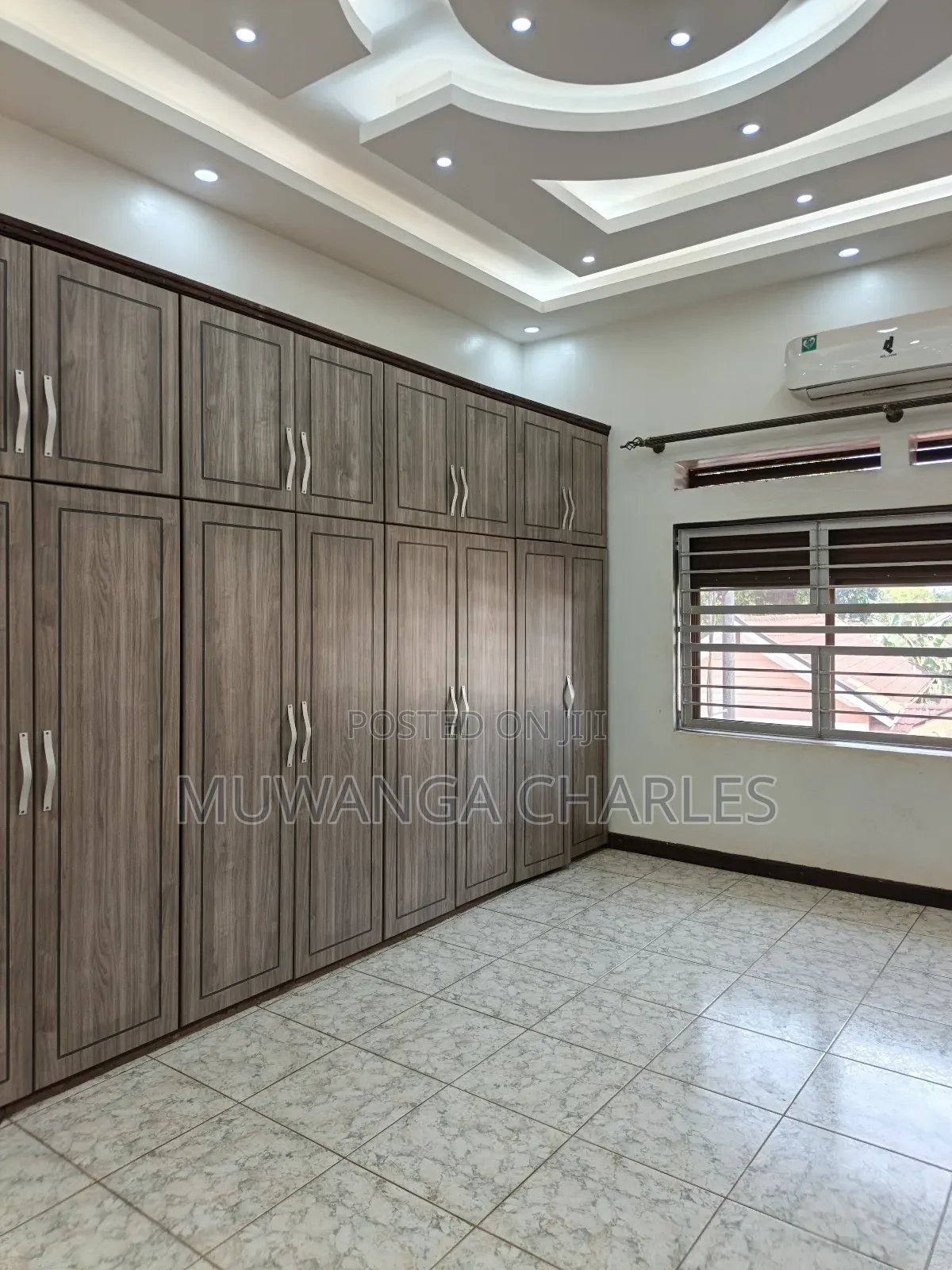 6bdrm Duplex in Fs Properties Ltd, Central Division for rent