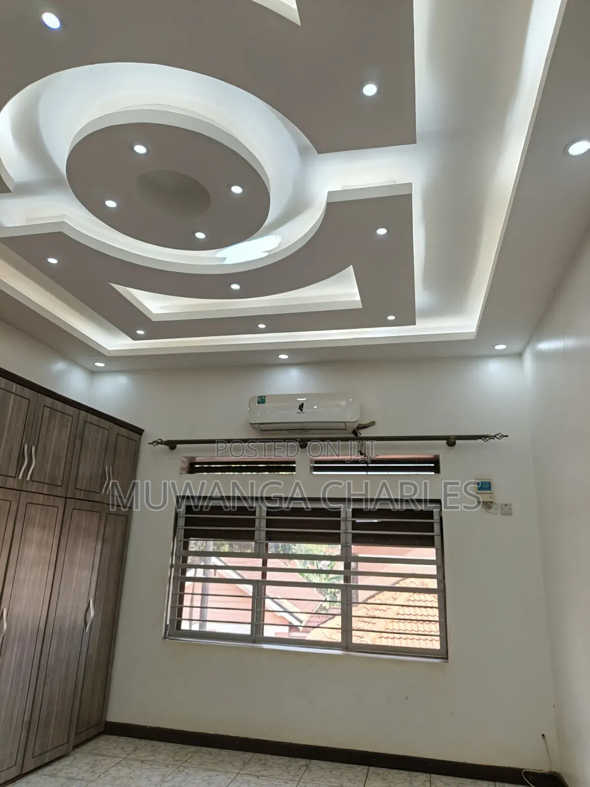 6bdrm Duplex in Fs Properties Ltd, Central Division for rent