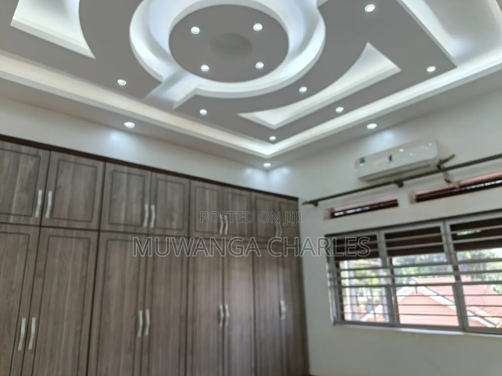 6bdrm Duplex in Fs Properties Ltd, Central Division for rent
