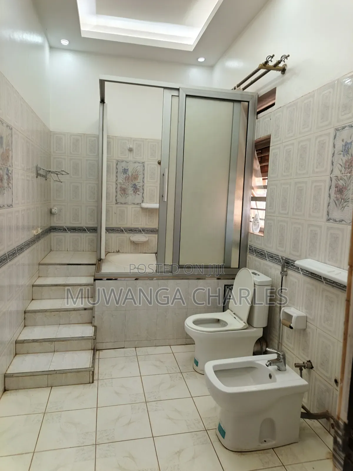 6bdrm Duplex in Fs Properties Ltd, Central Division for rent