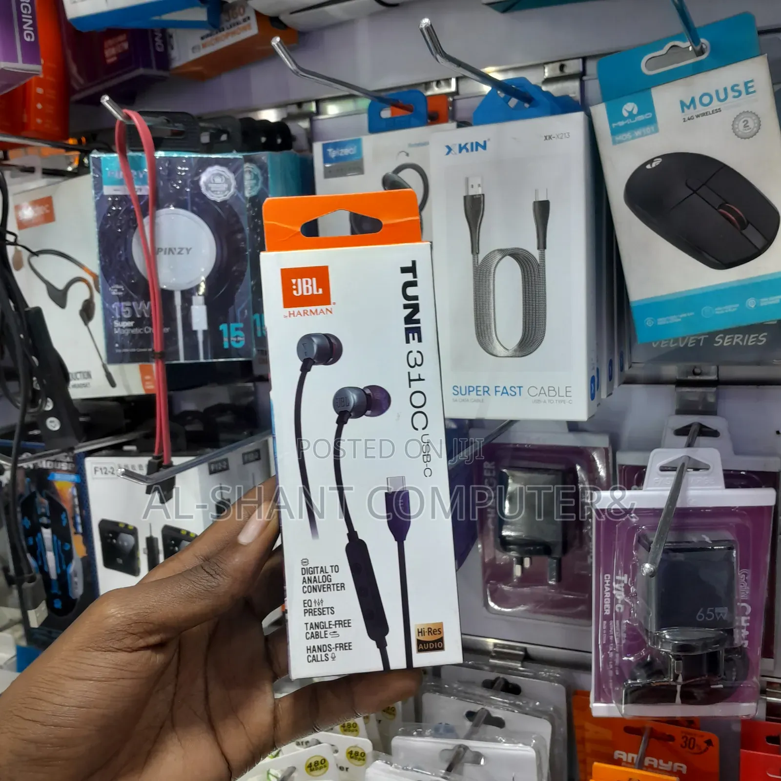 JBL Tune 310c Earphones/Wired Earphones