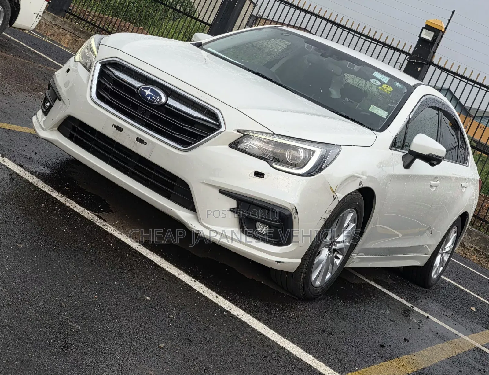 Subaru Legacy 2.5i Limited AWD 2018 White