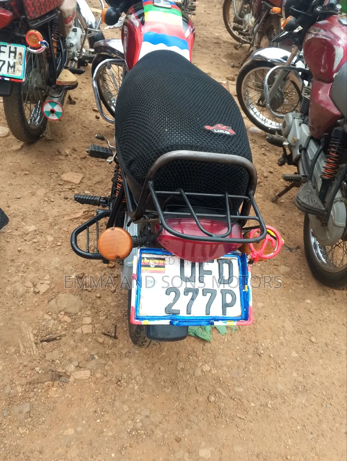Bajaj Boxer 100 2022 Red