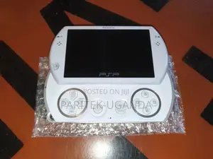 ## Sony Playstation PSP Go Console White