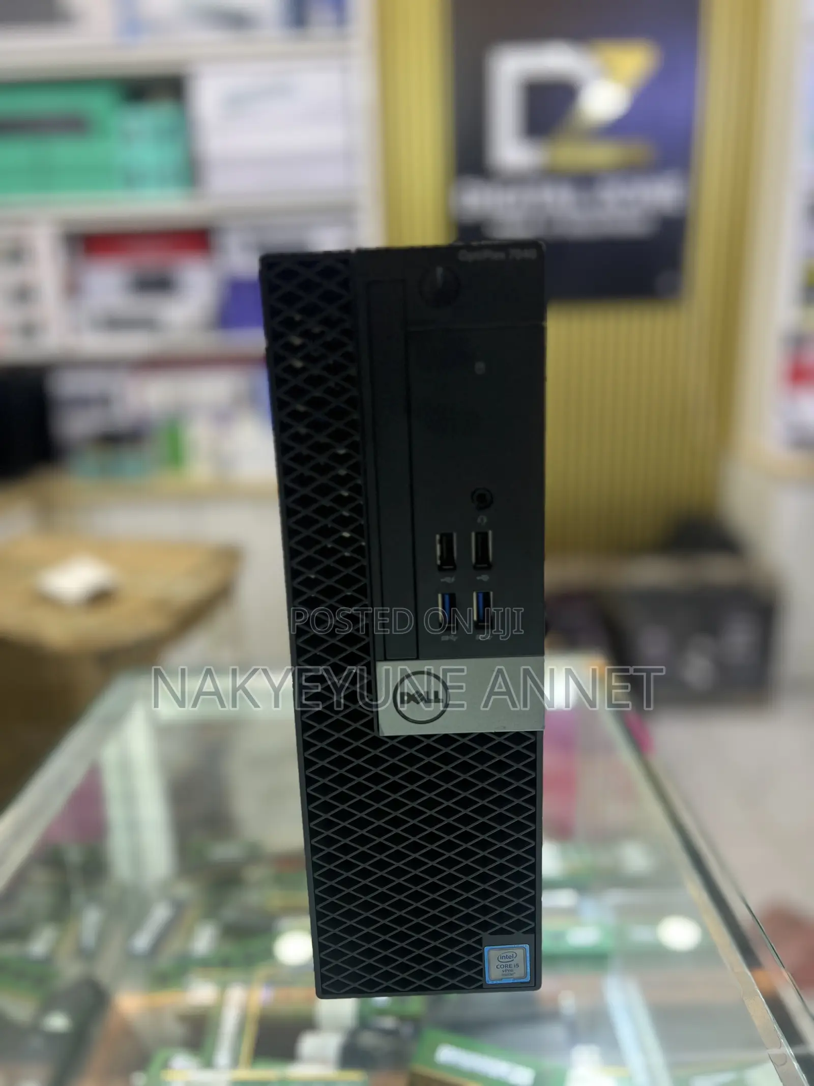 Desktop Computer Dell OptiPlex 7040 8GB Intel Core I5 SSD 256GB