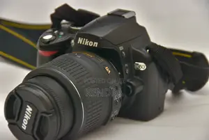 Nikon D60 + 18-55mm