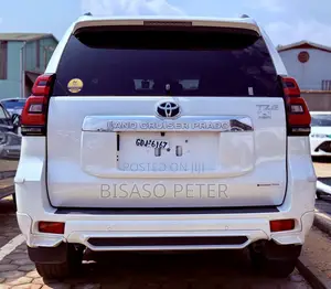 Toyota Land Cruiser Prado 2.8 2018 White