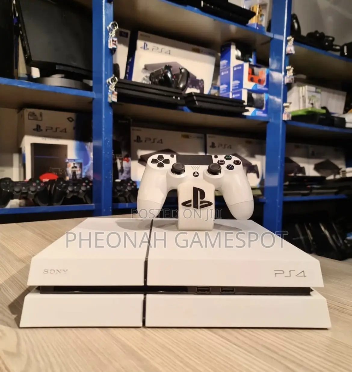Ps4 Tested Gaming System With 2 Controllers and 16 Games Ready.