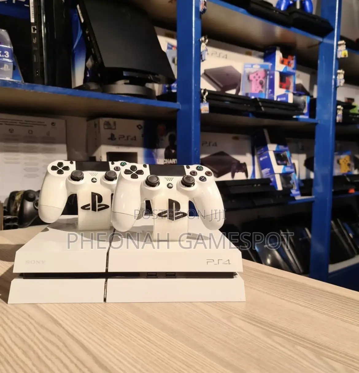 Ps4 Smooth Action Gaming Unit With 2 Controllers and 12 Games.