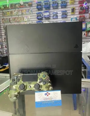 Ps4 Ready-to-Play Console Deal, 2 Pads Included and 20 Games.