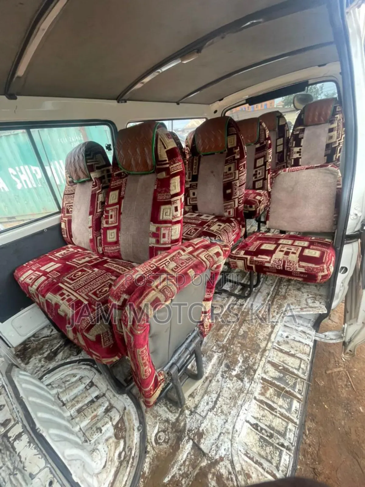 Toyota HiAce 2003 White