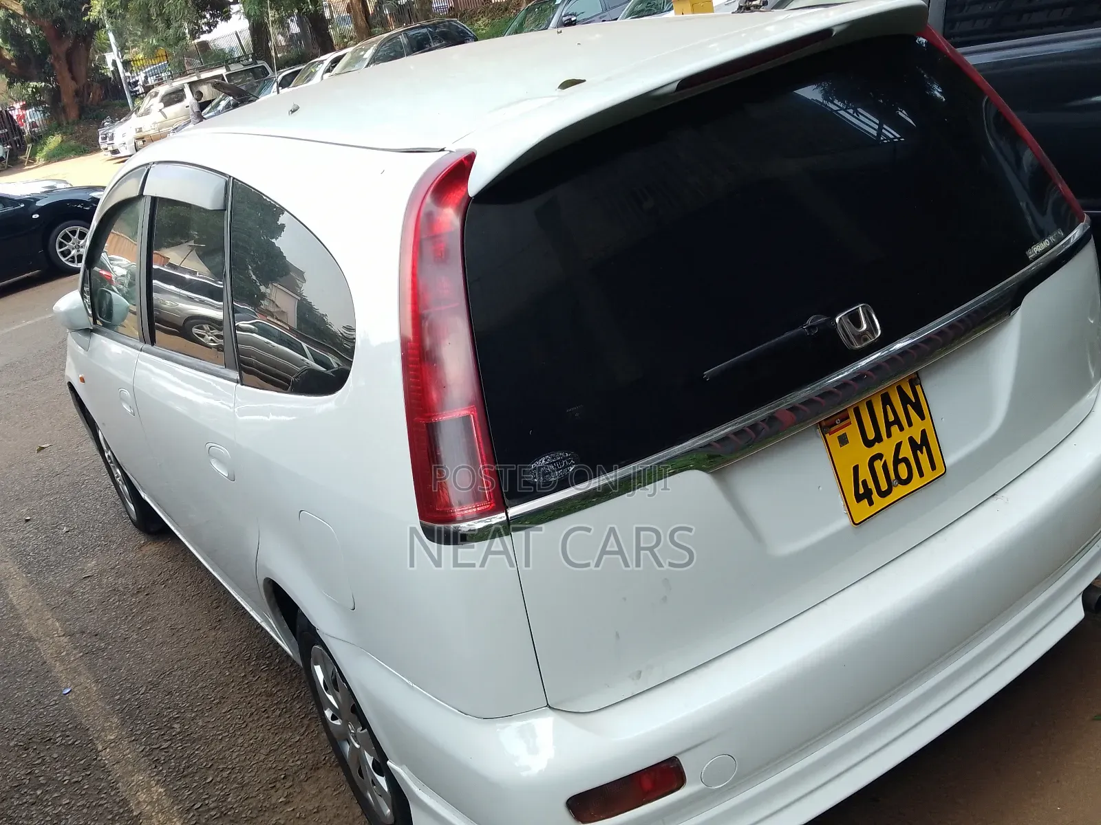 Honda Stream 2000 Pearl