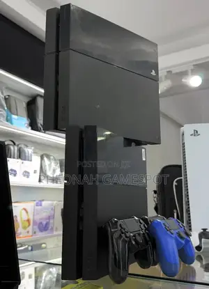 Ps4 Premium Play System, 2 Pads Plus 19 Quality Games Installed