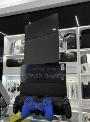 Ps4 Tested Performance Console With 2 Controllers and 16 Games.