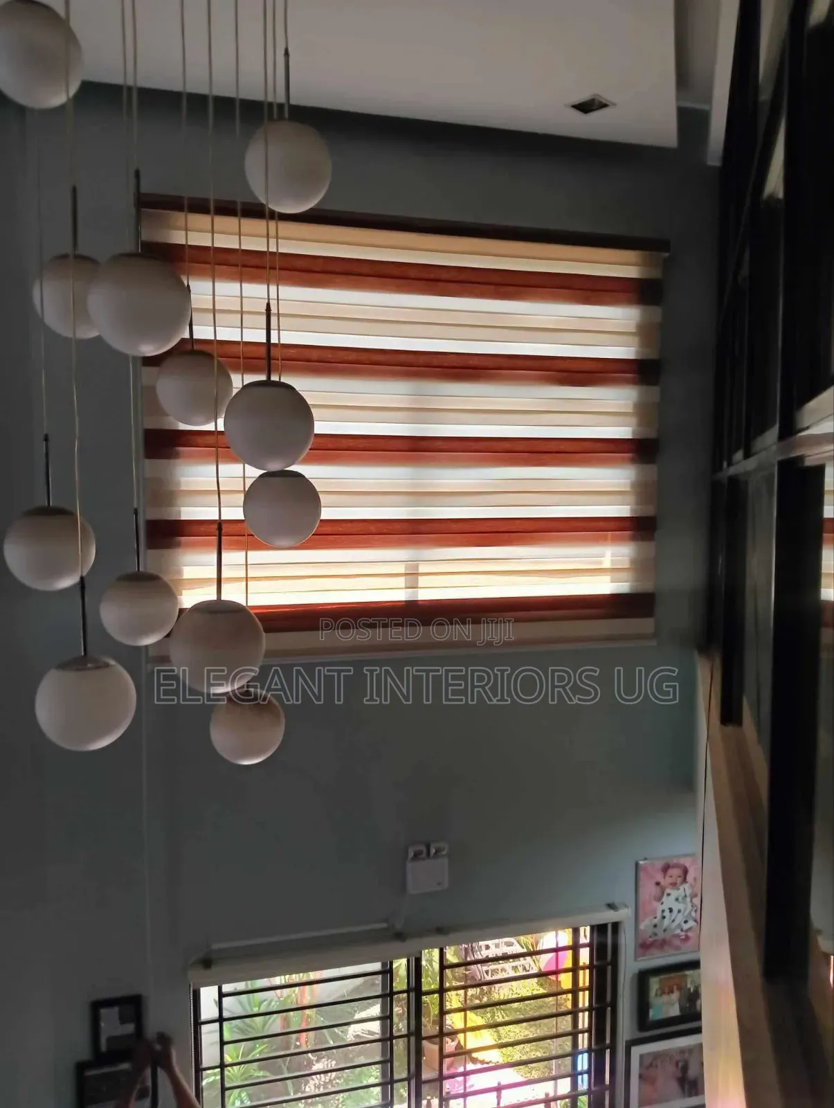 Elegant Curtain Window Blinds Used in Offices and Kitchen Curtains