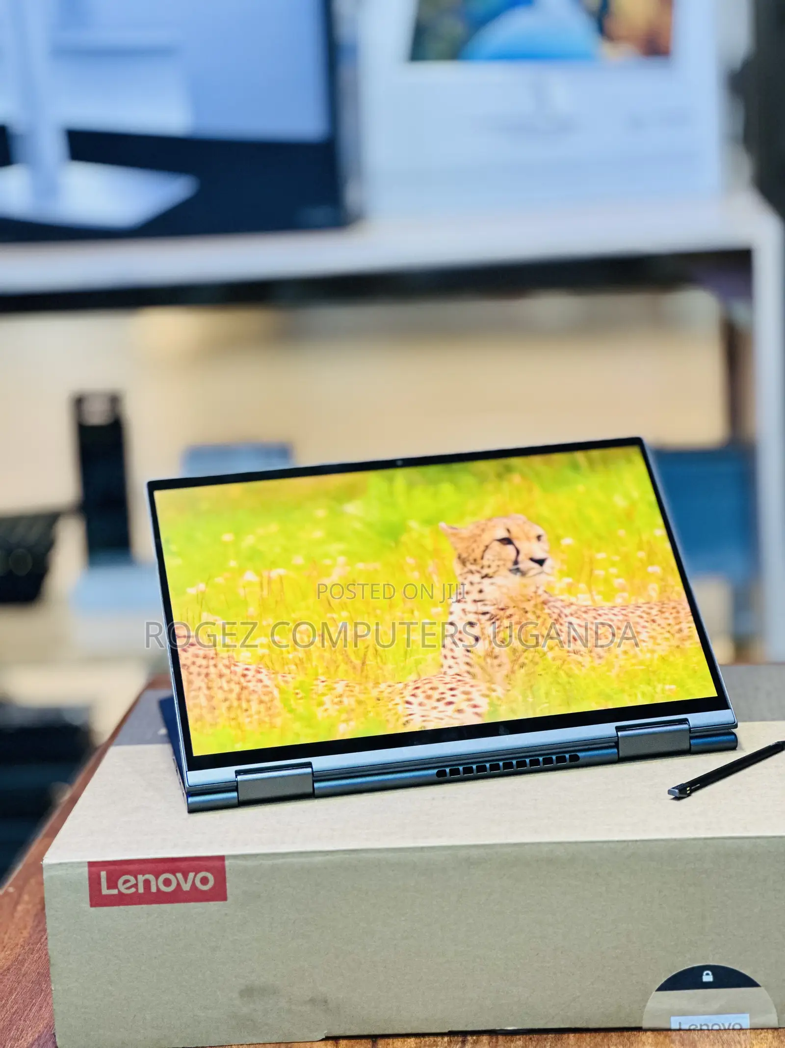 New Laptop Lenovo ThinkPad X1 Yoga Gen 8 16GB Intel Core i7 SSD 512GB