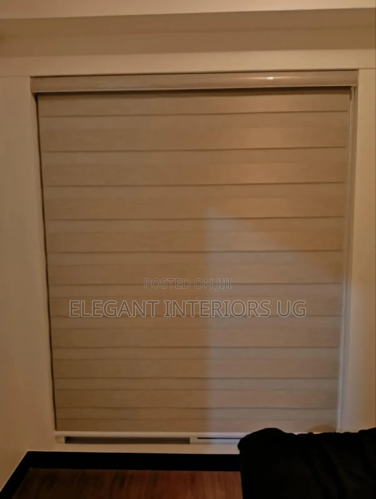 Elegant Curains Blinds Per Square Meter Available in Stock