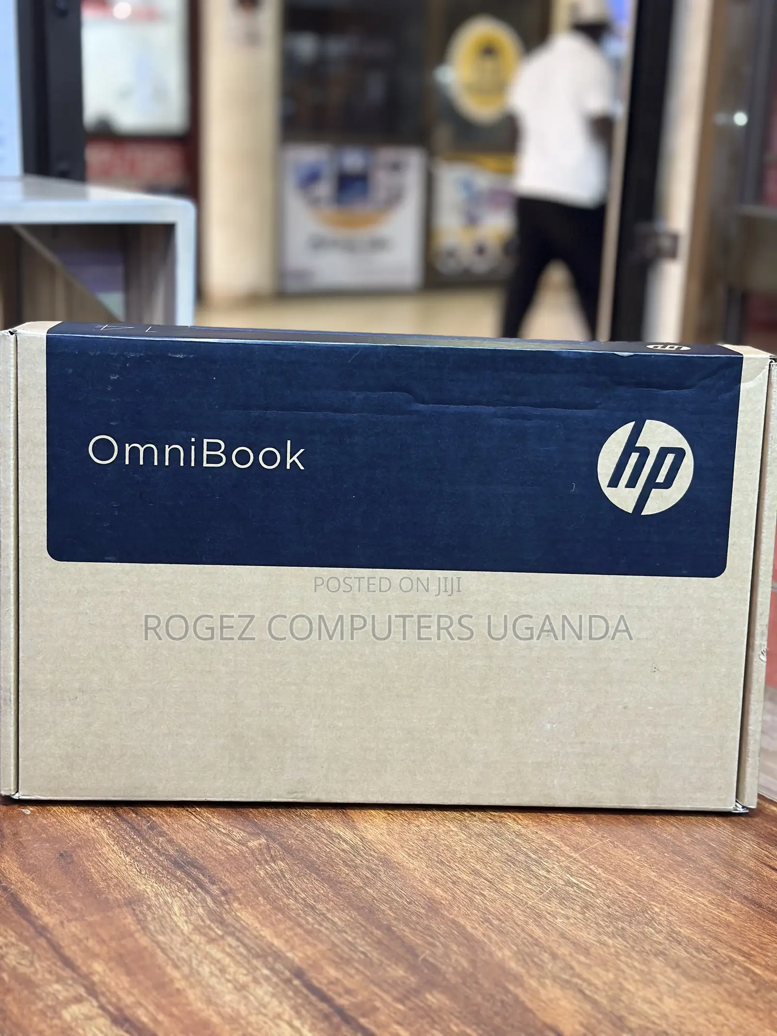 New Laptop HP OmniBook 5 Flip 14-Fp0023dx 8GB Intel Core 5 SSD 512GB