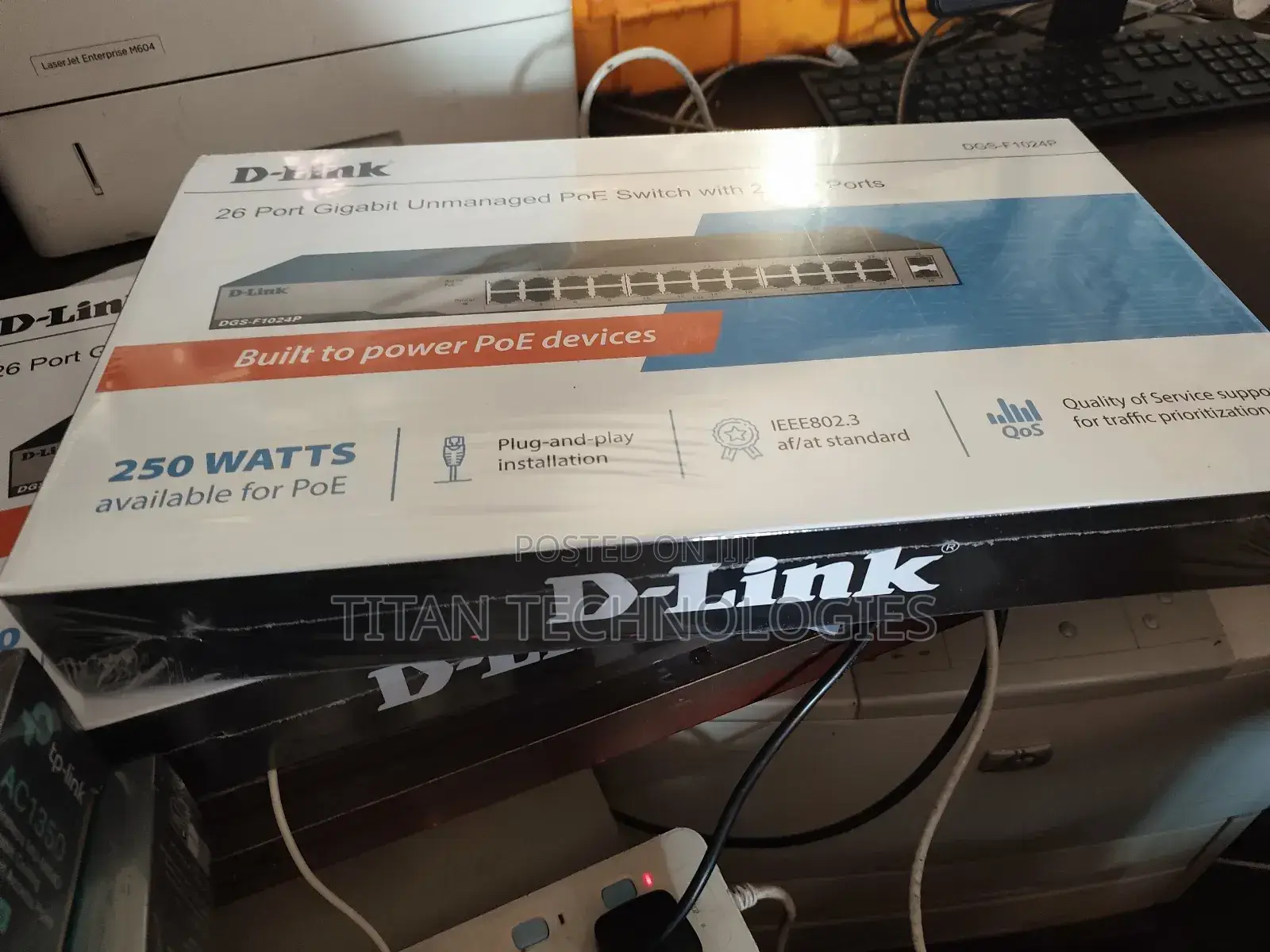 Dlink 24 Port Poe Gigabit Switch Unmanaged