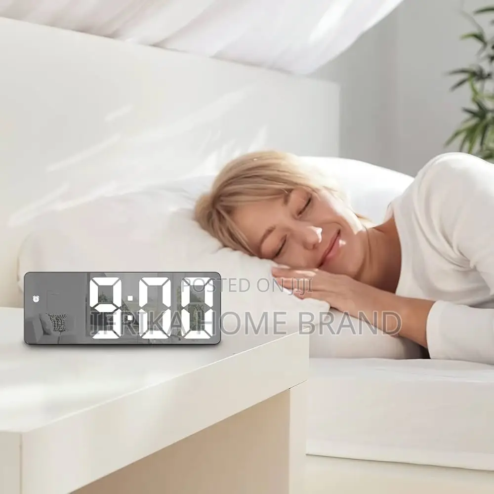 Digital Alarm Clock,Led Electronic Desktop Clock With ,Snooze Mode