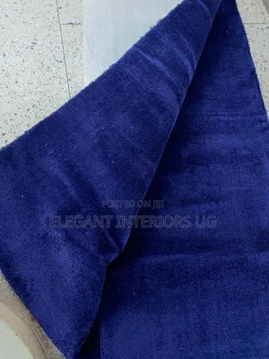 Office Woolen Carpets Available in Blue Colour and Wholesale