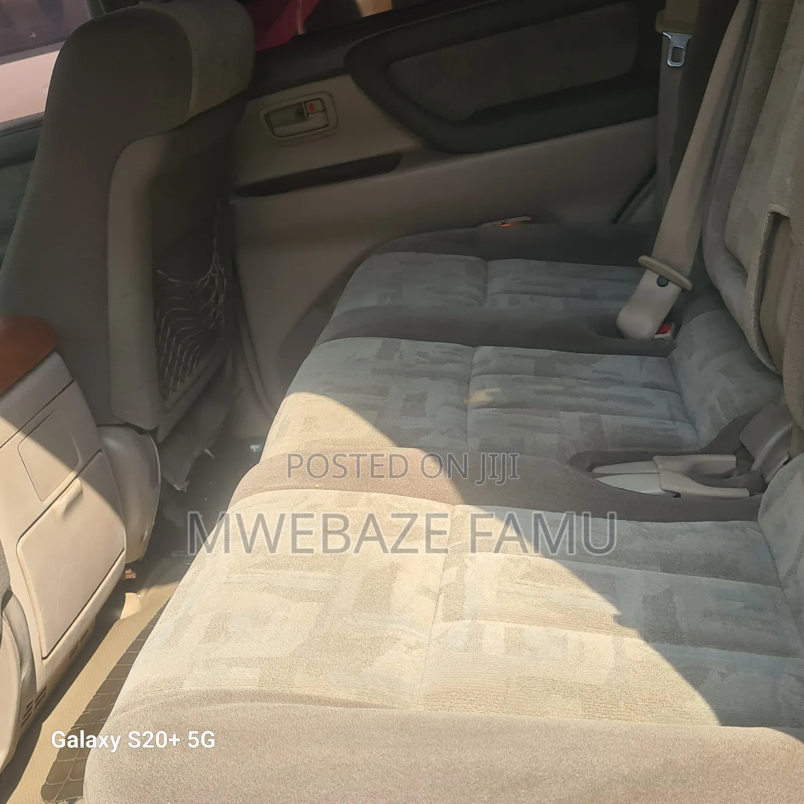 Toyota Land Cruiser 2001 White