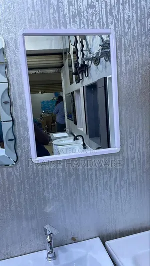White Mirror