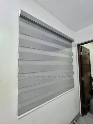 Elegant Curtain Window Blinds Per Square Meter Available in Colours