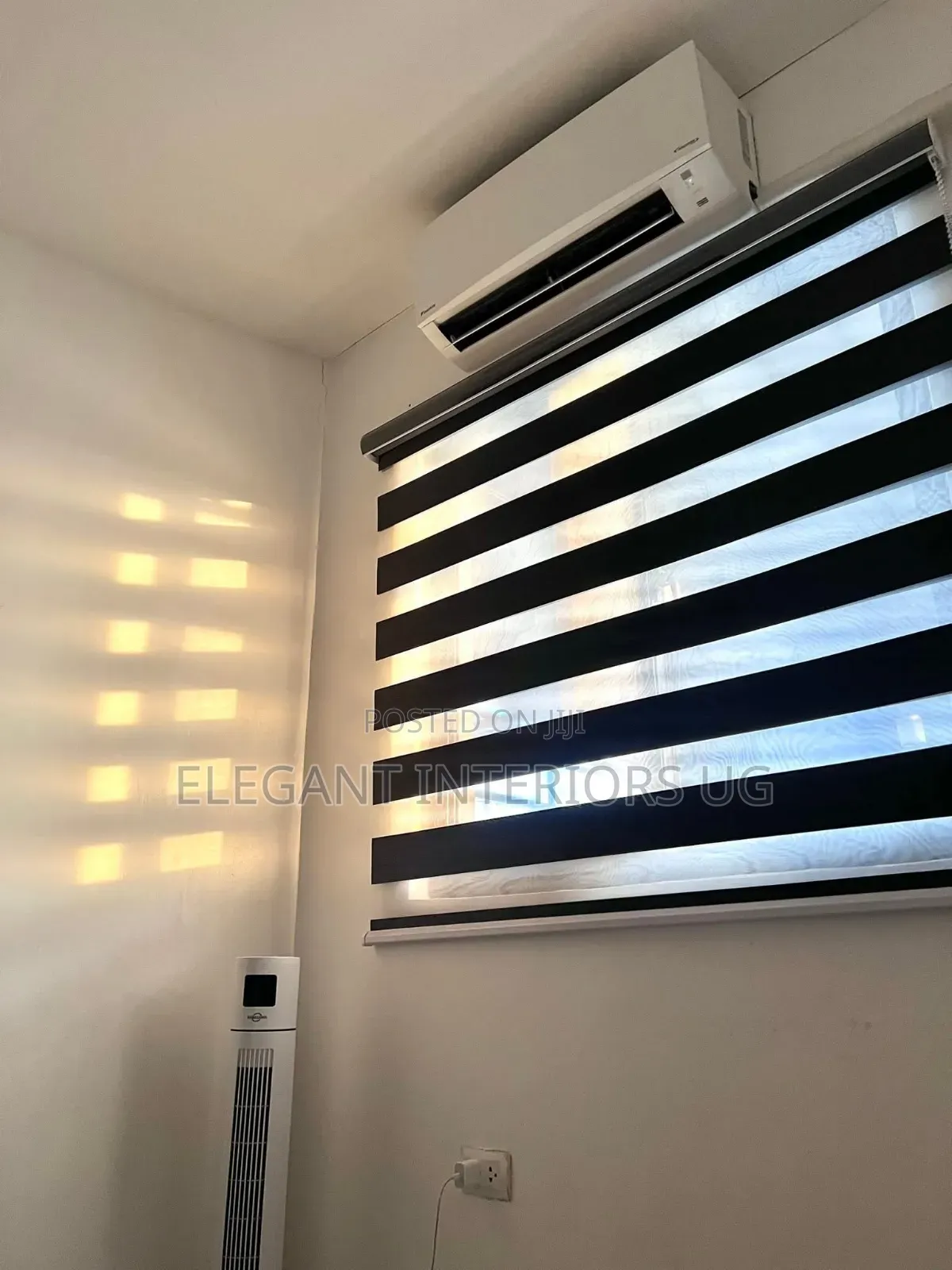 Elegant Curtain Window Blinds Available in All Colours and Designs