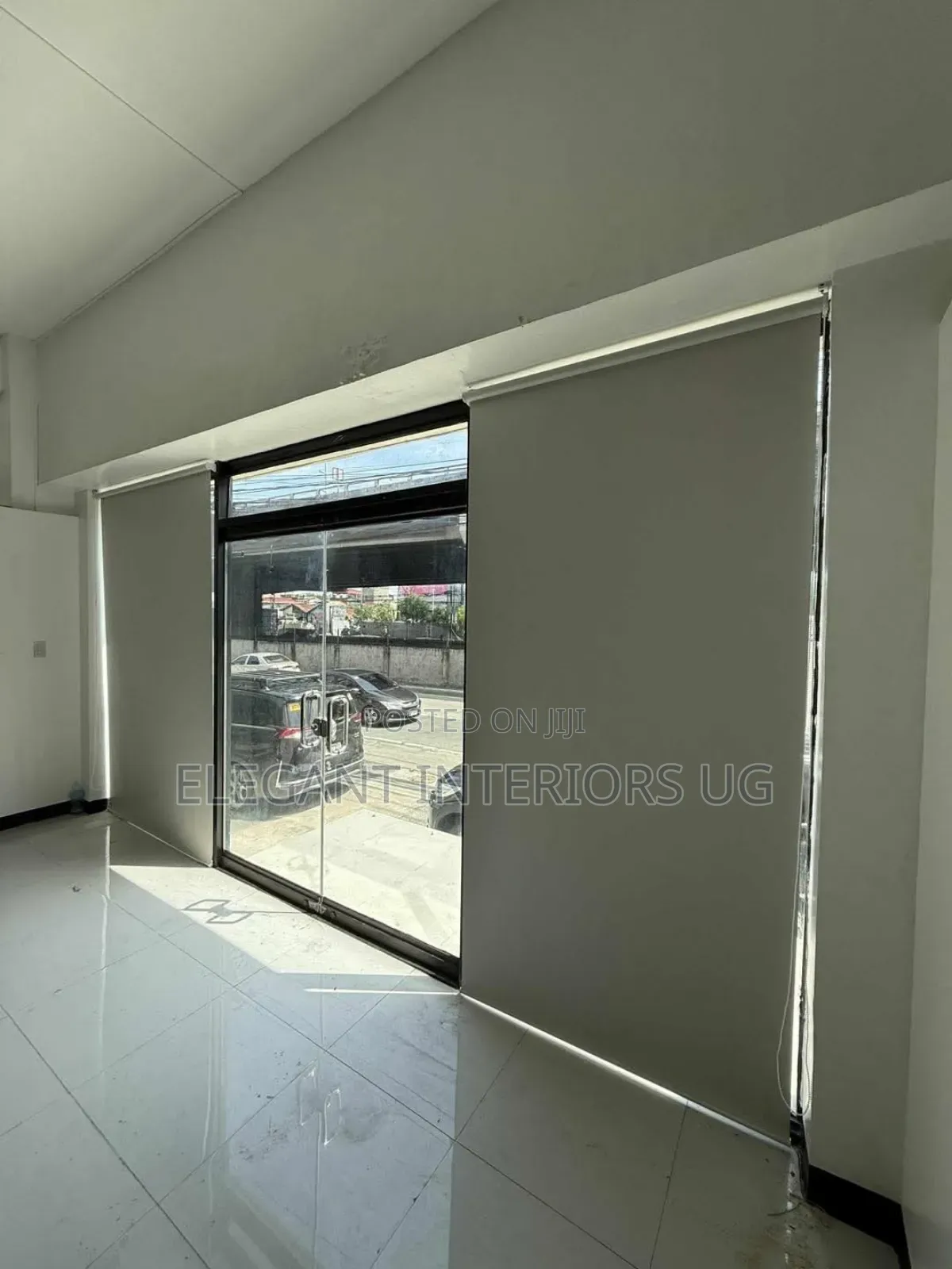 Corporate Blackout Blinds Per Square Meter Available in Stock
