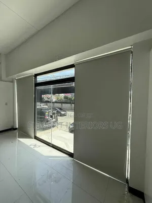 Corporate Blackout Blinds Per Square Meter Available in Stock