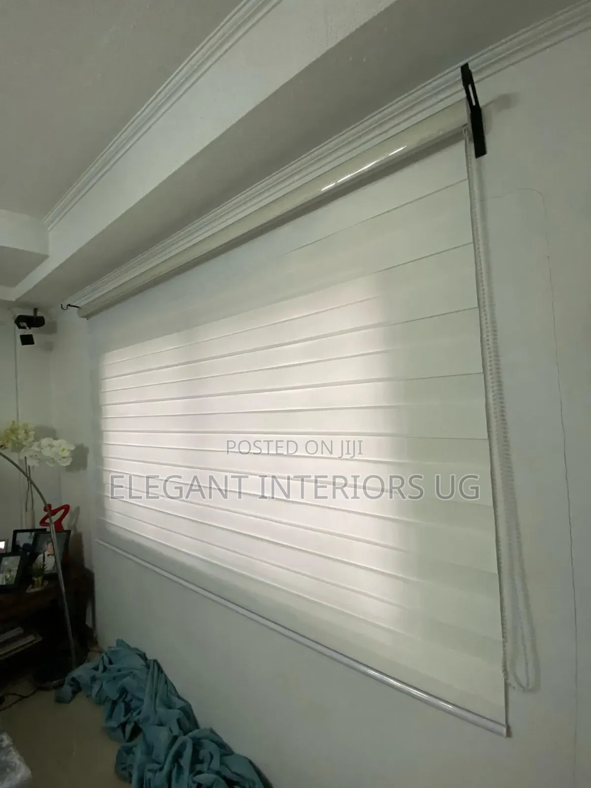 Corporate Office Window Blinds Per Square Meter Available