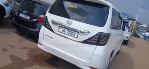 Toyota Alphard 2.4 Petrol FWD 2012 White