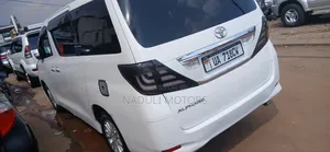 Toyota Alphard 2.4 Petrol FWD 2012 White
