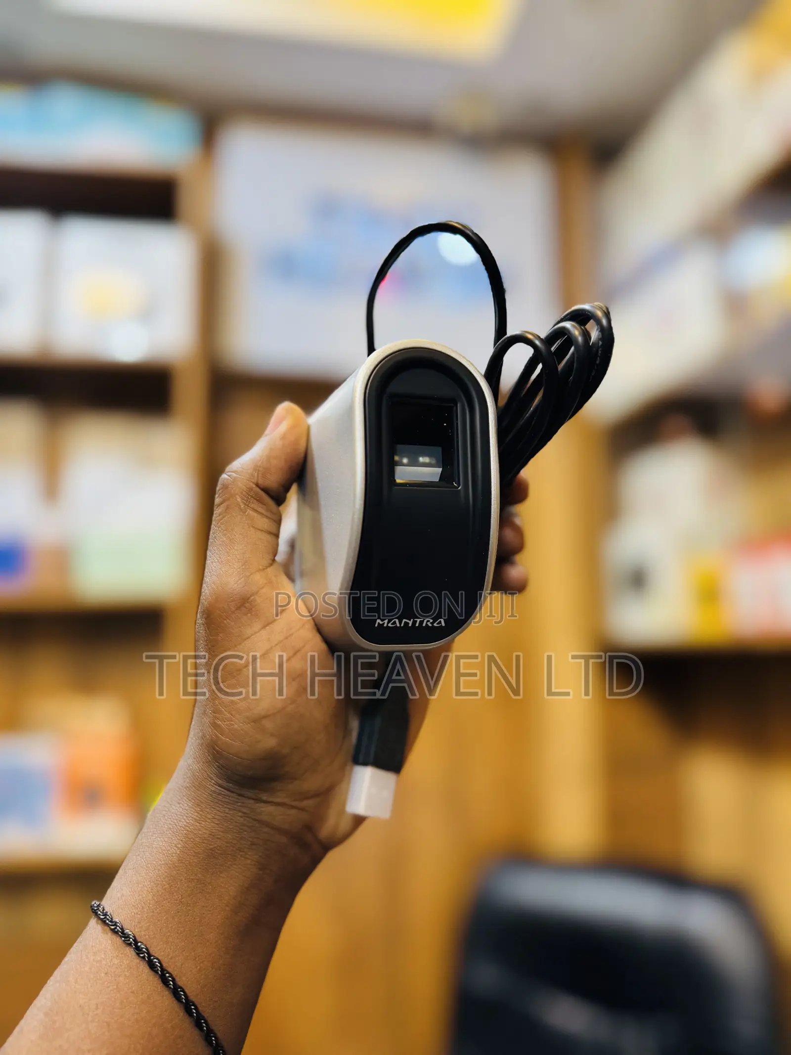 Mantra Mfs500 - Biometric Fingerprint Scanner