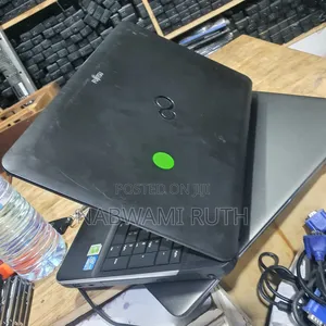 Laptop Fujitsu Lifebook A531 4GB Intel Core I3 HDD 320GB