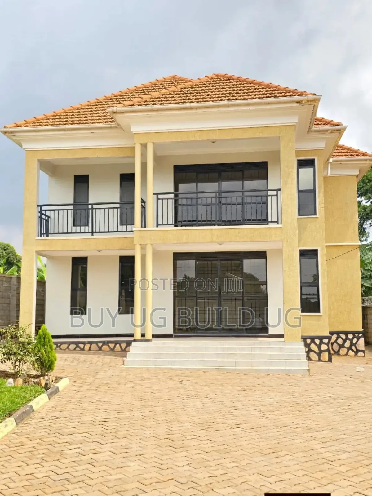 4bdrm Duplex in Kitende - Lumuli, Division B for sale