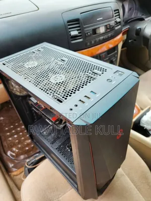 Desktop Computer Asus ROG GT51CA 4GB Intel Core i5 SSD 1T