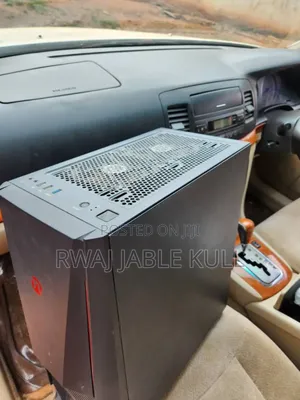Desktop Computer Asus ROG GT51CA 4GB Intel Core i5 SSD 1T