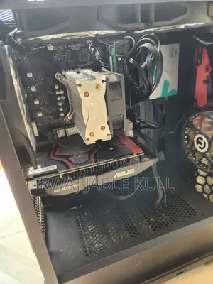 Desktop Computer Asus ROG GT51CA 4GB Intel Core i5 SSD 1T