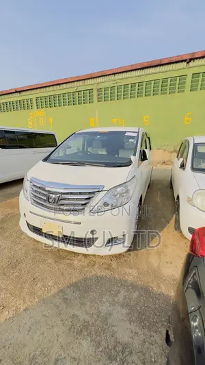 Toyota Alphard 2.4 Petrol AWD 2012 White