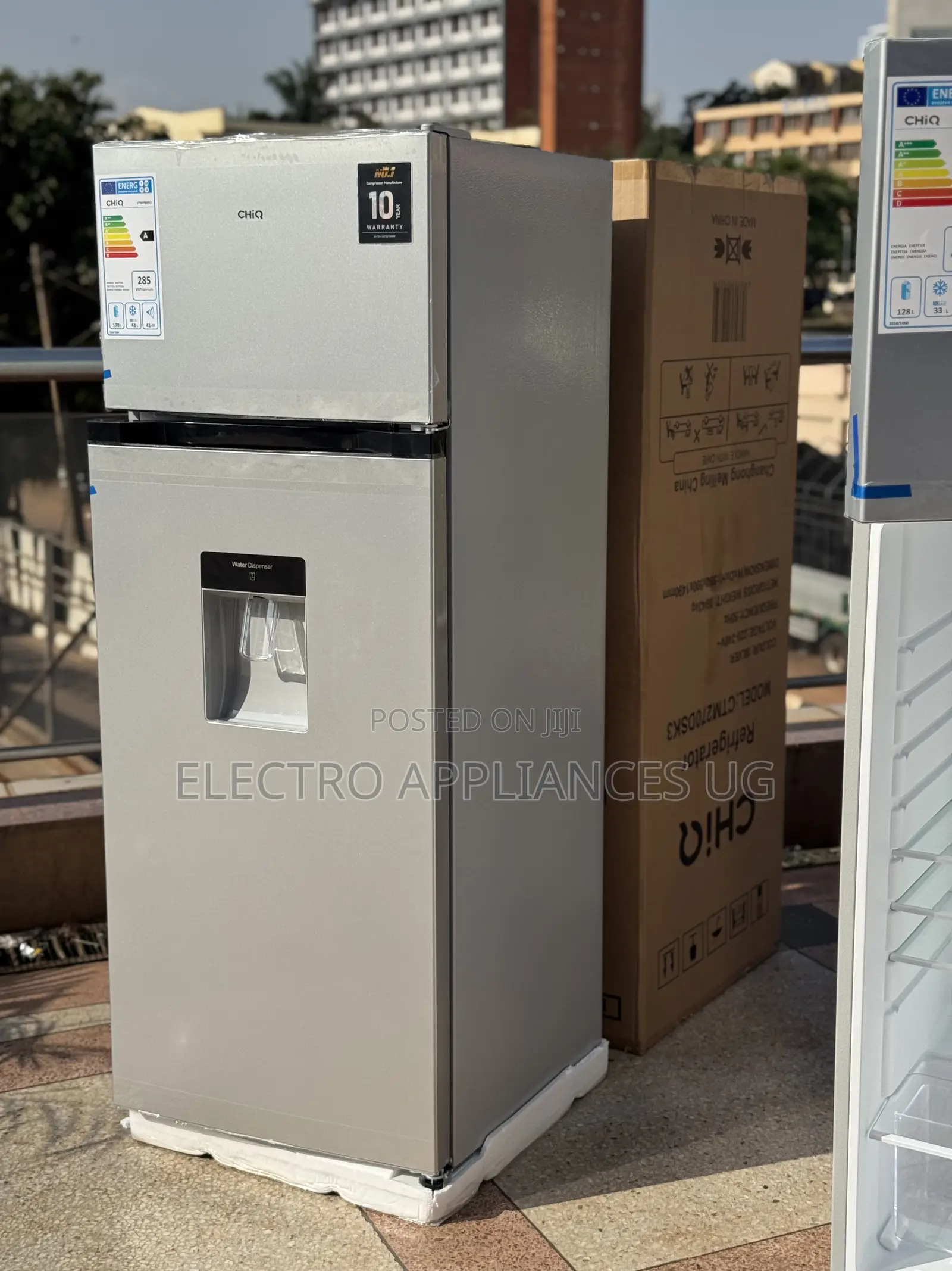 Chiq 270litres Refrigerator With a Dispenser