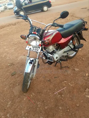 Bajaj Boxer 100 2024 Red