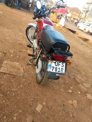 Bajaj Boxer 100 2023 Red